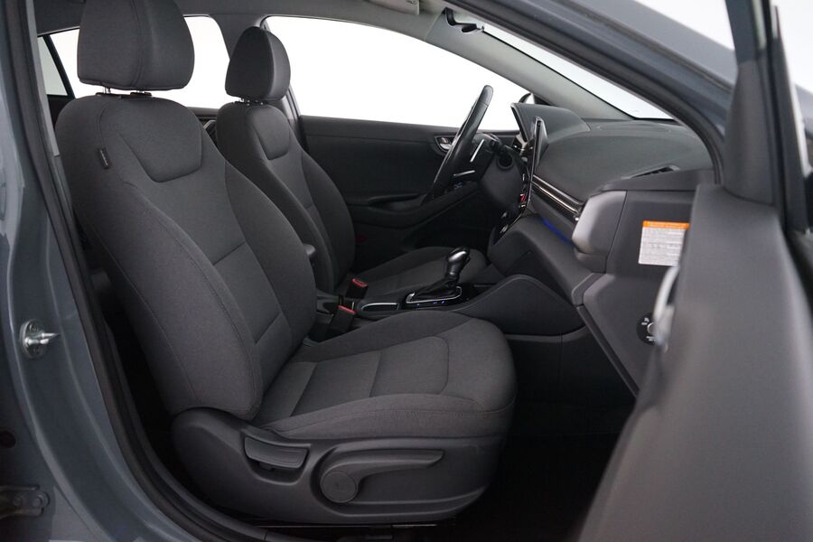 Hyundai IONIQ hybrid vaihtoauto