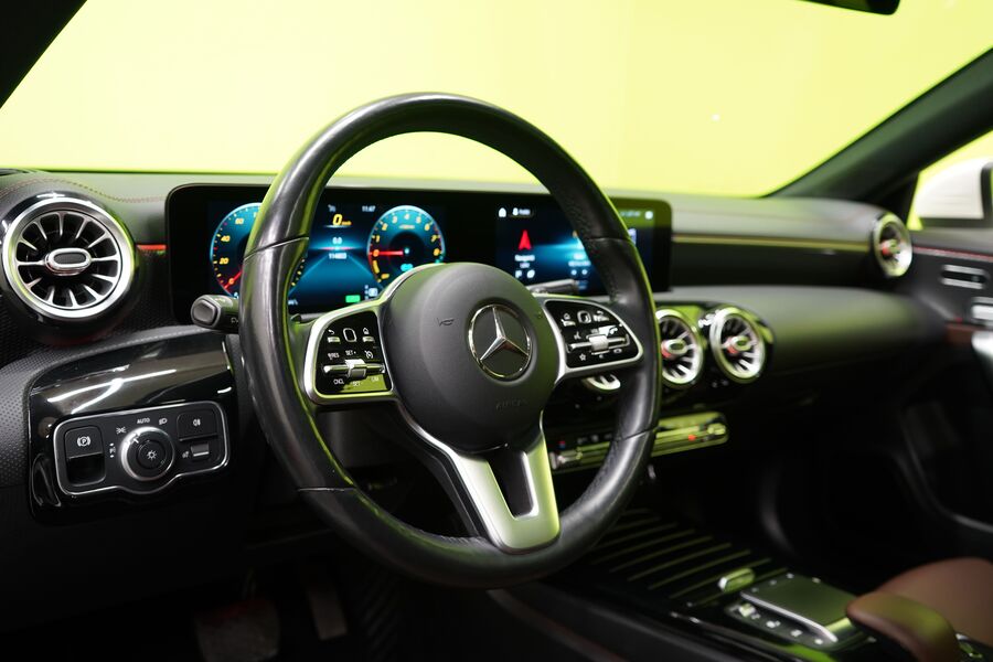 Mercedes-Benz CLA-sarja vaihtoauto