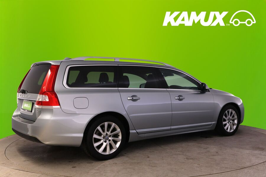 Volvo V70 vaihtoauto