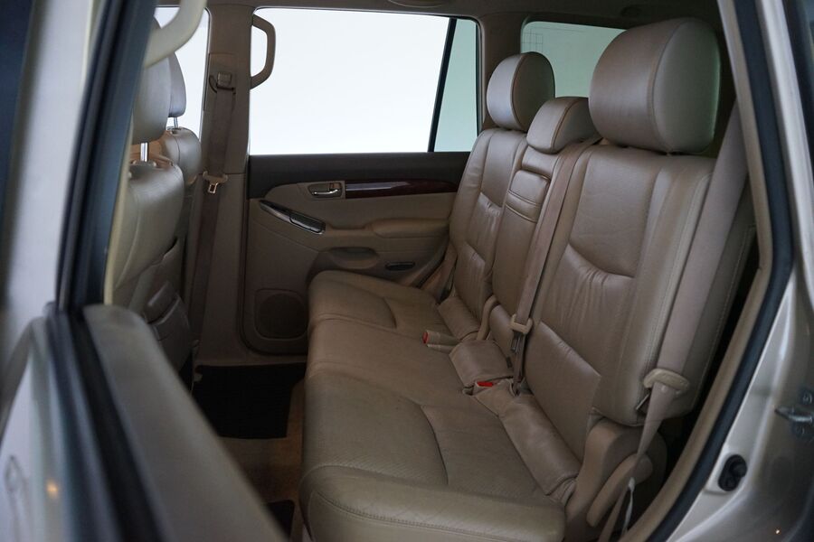 Toyota Land Cruiser vaihtoauto