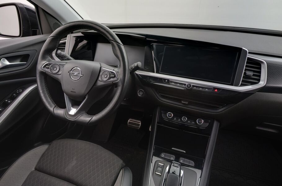 Opel Grandland vaihtoauto