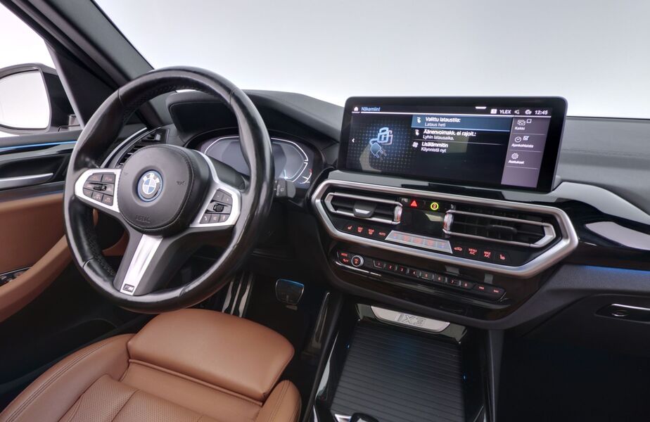 BMW iX3 vaihtoauto