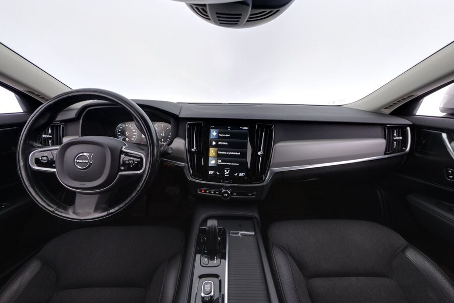 Volvo V90 Cross Country vaihtoauto