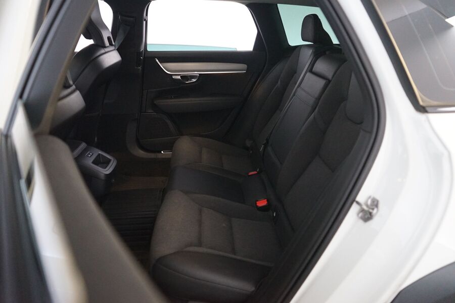 Volvo V90 Cross Country vaihtoauto