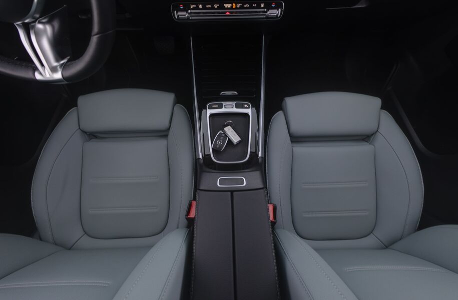 Mercedes-Benz EQB vaihtoauto