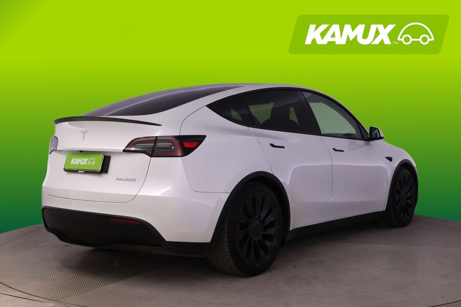 Tesla Model Y vaihtoauto