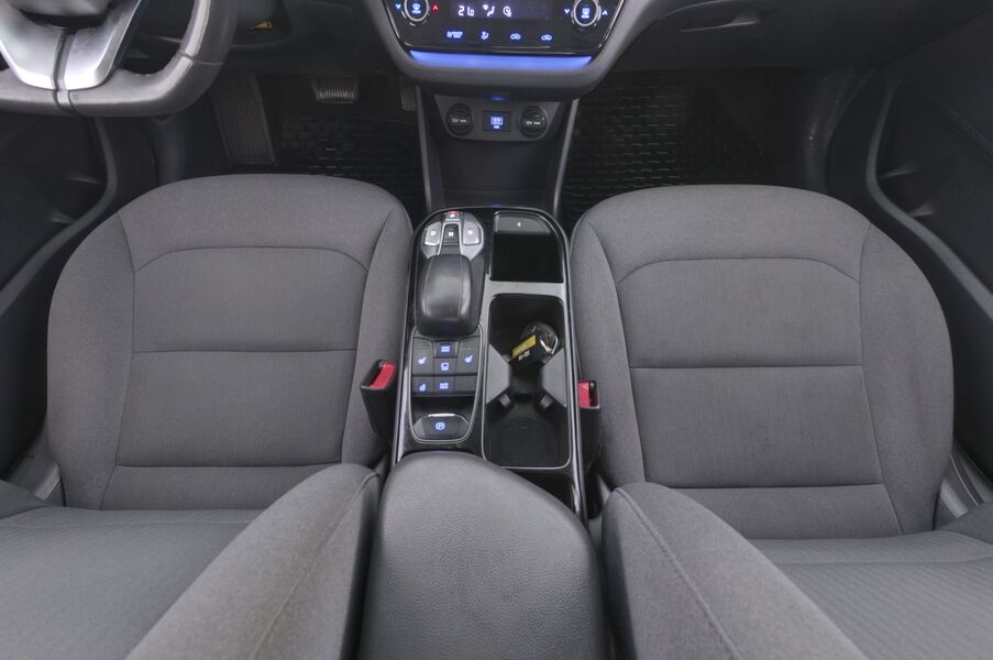 Hyundai IONIQ electric vaihtoauto
