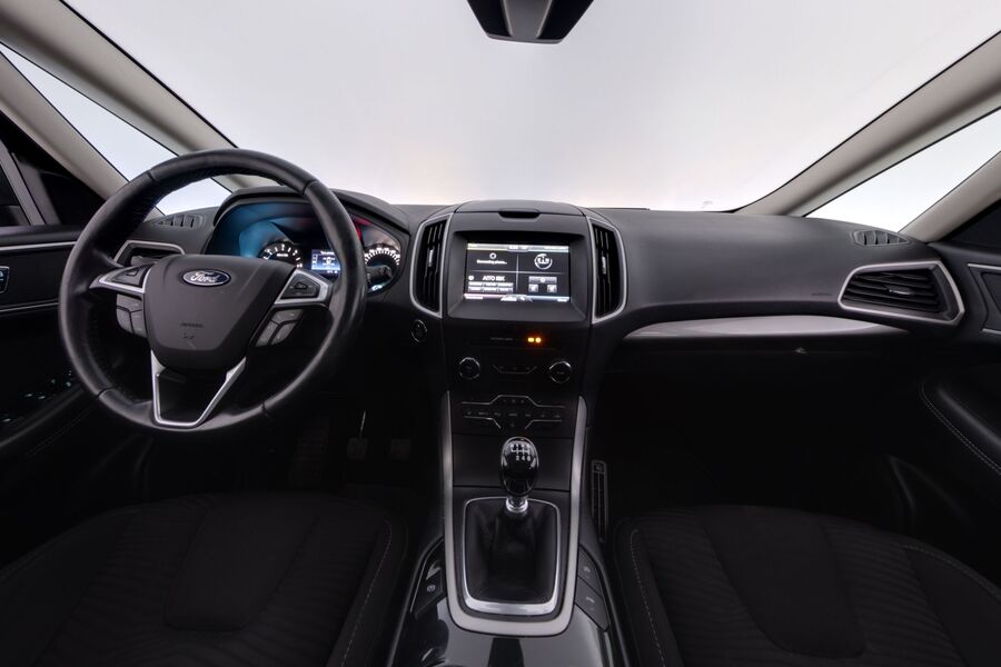 Ford S-MAX vaihtoauto