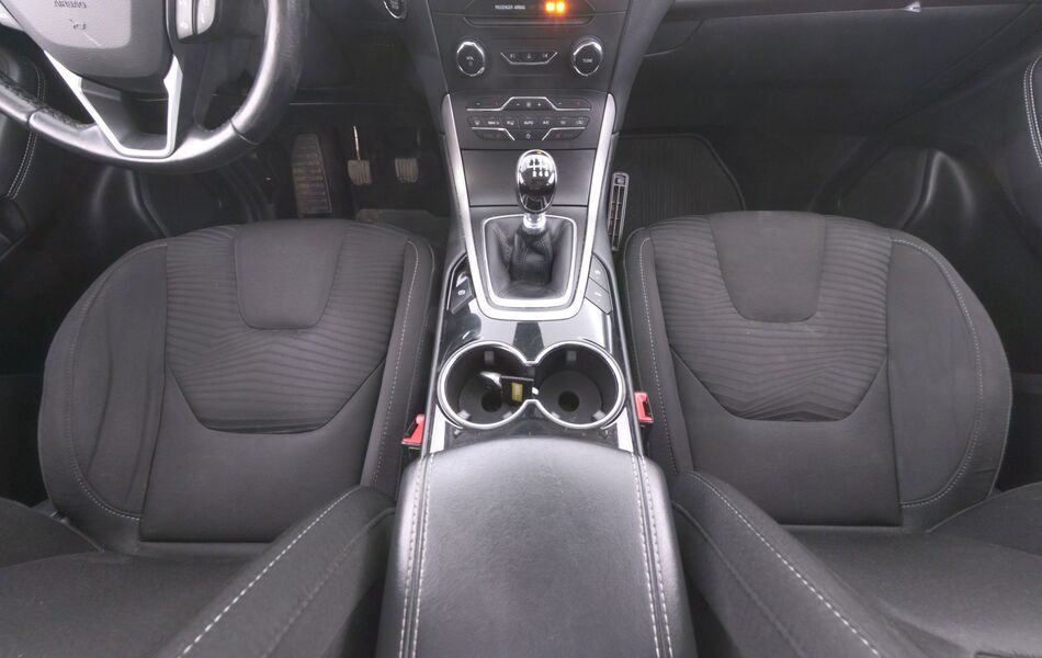 Ford S-MAX vaihtoauto