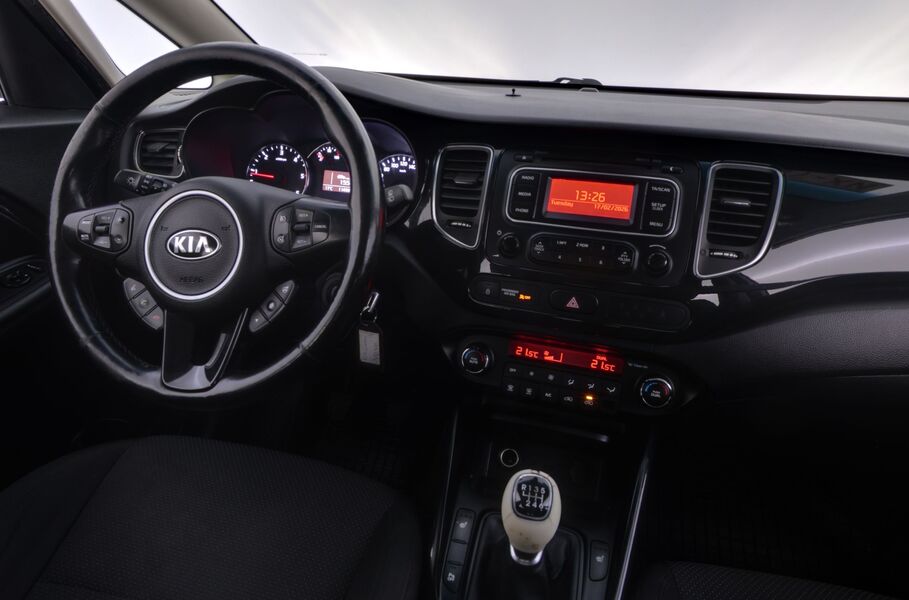 Kia Carens vaihtoauto