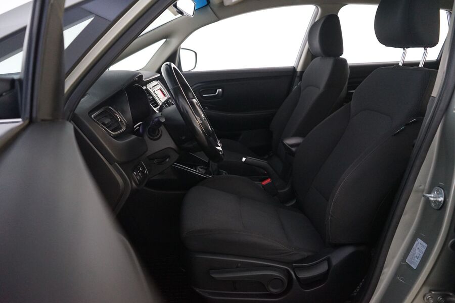 Kia Carens vaihtoauto