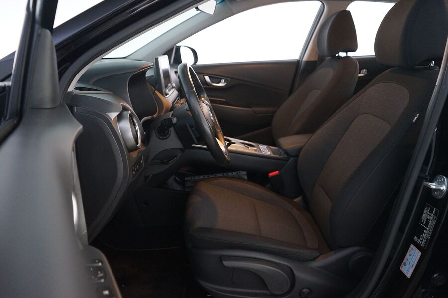 Hyundai KONA Electric vaihtoauto