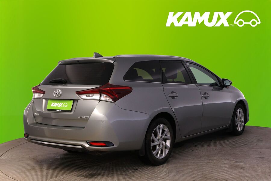 Toyota Auris vaihtoauto