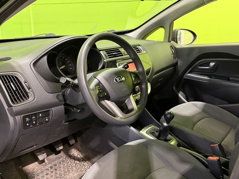 Kia Rio vaihtoauto