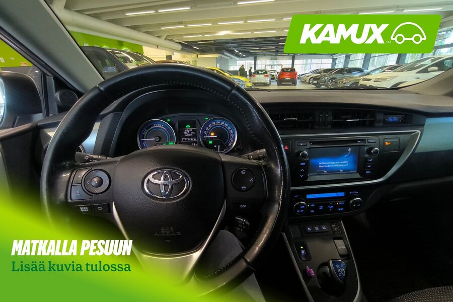 Toyota Auris vaihtoauto