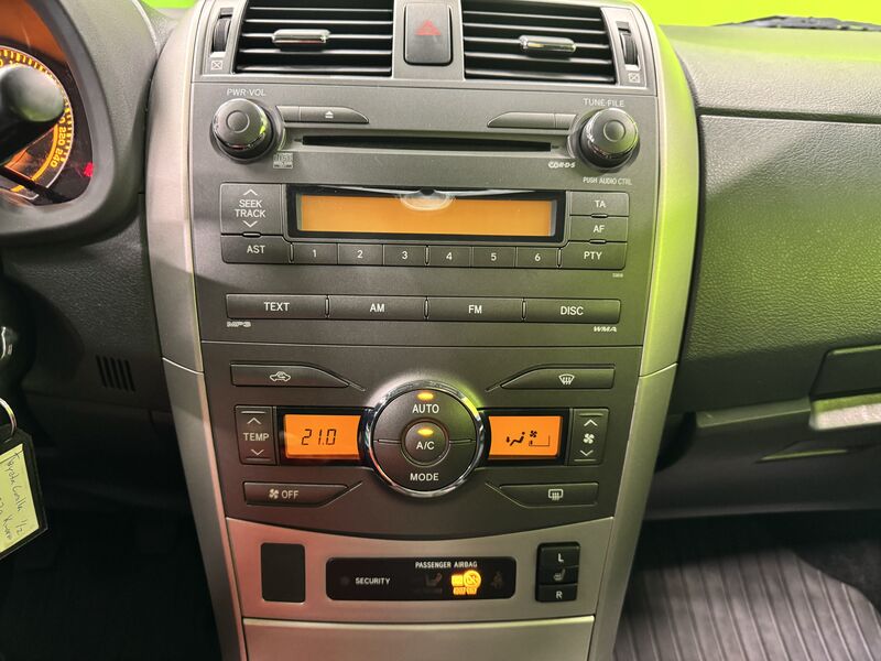 Toyota Corolla vaihtoauto