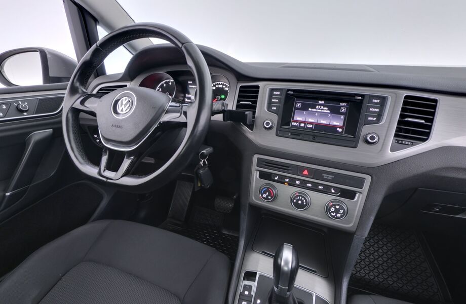 Volkswagen Golf Sportsvan vaihtoauto