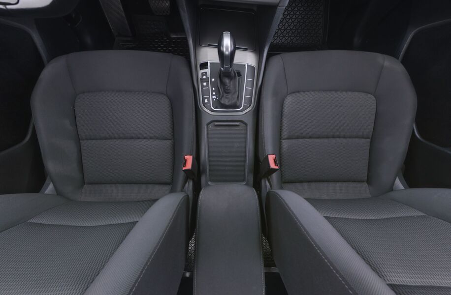 Volkswagen Golf Sportsvan vaihtoauto