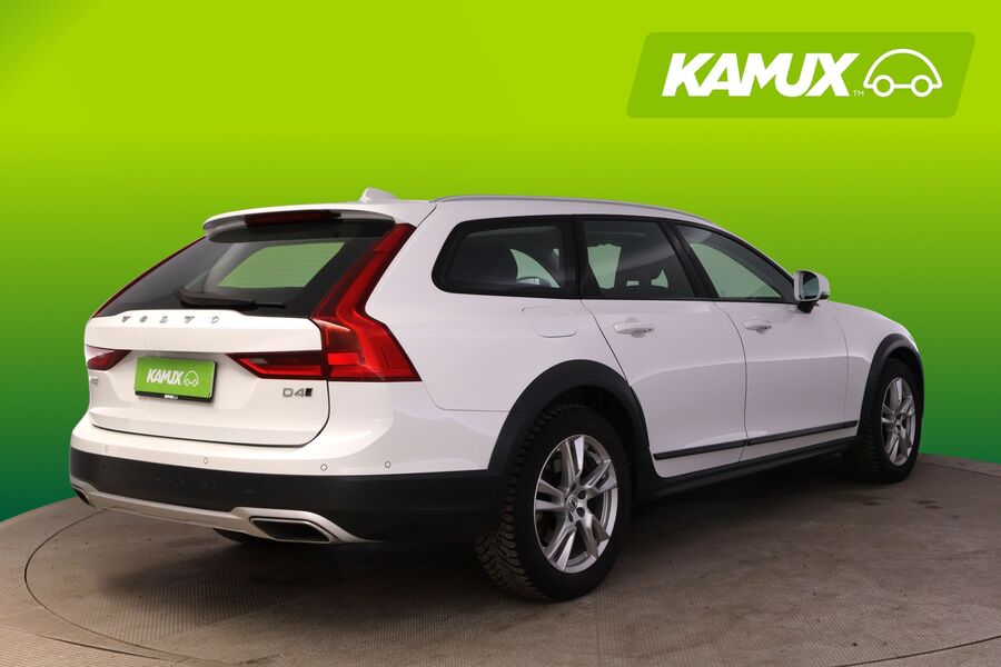 Volvo V90 Cross Country vaihtoauto