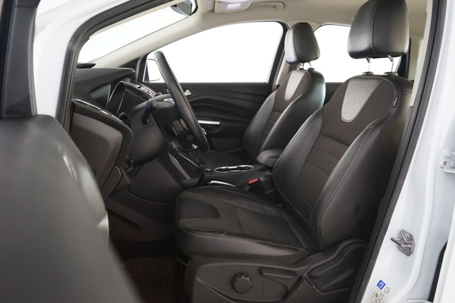 Ford Kuga vaihtoauto