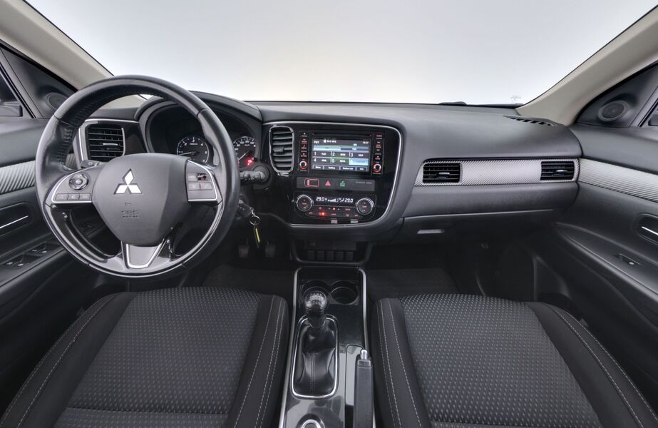Mitsubishi Outlander vaihtoauto