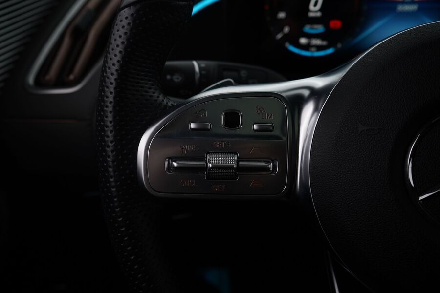 Mercedes-Benz EQC vaihtoauto