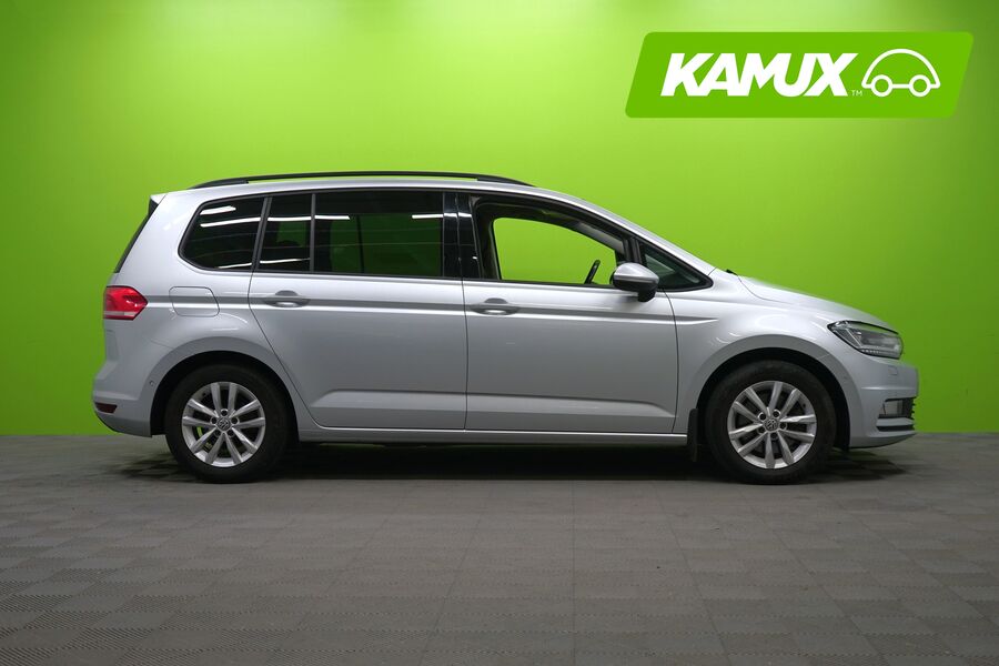 Volkswagen Touran vaihtoauto