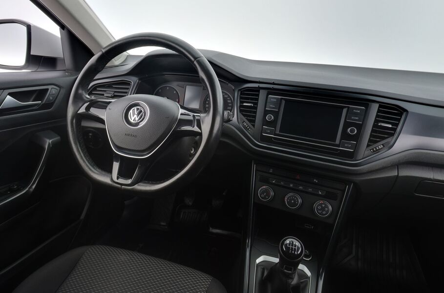 Volkswagen T-Roc vaihtoauto