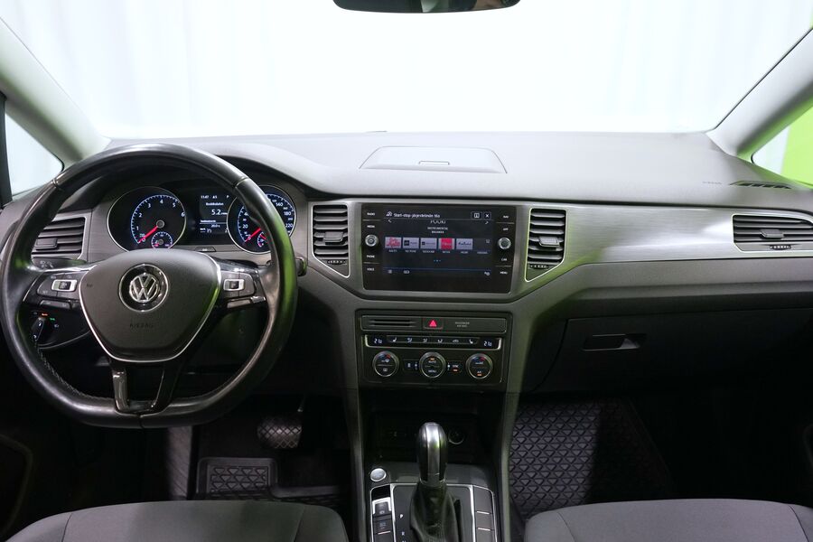 Volkswagen Golf Sportsvan vaihtoauto