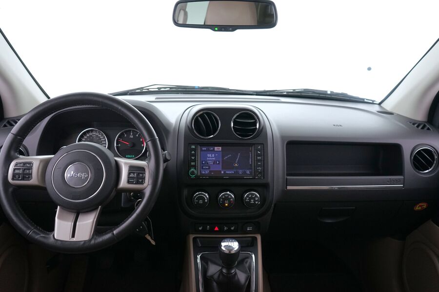 Jeep Compass vaihtoauto