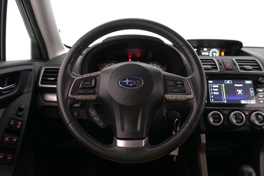 Subaru Forester vaihtoauto