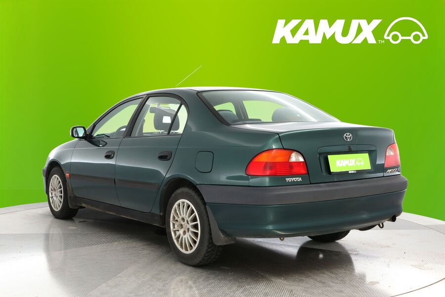 Toyota Avensis vaihtoauto