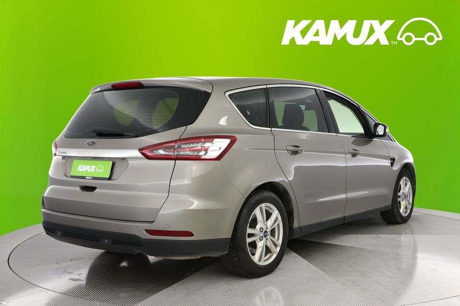 Ford S-MAX vaihtoauto