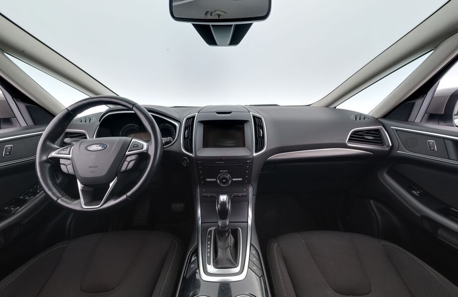 Ford S-MAX vaihtoauto