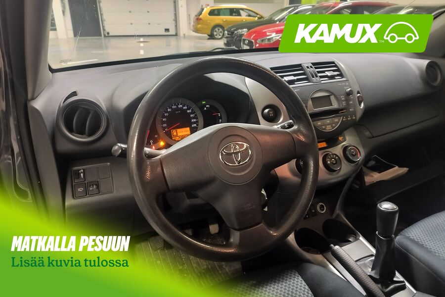 Toyota RAV4 vaihtoauto