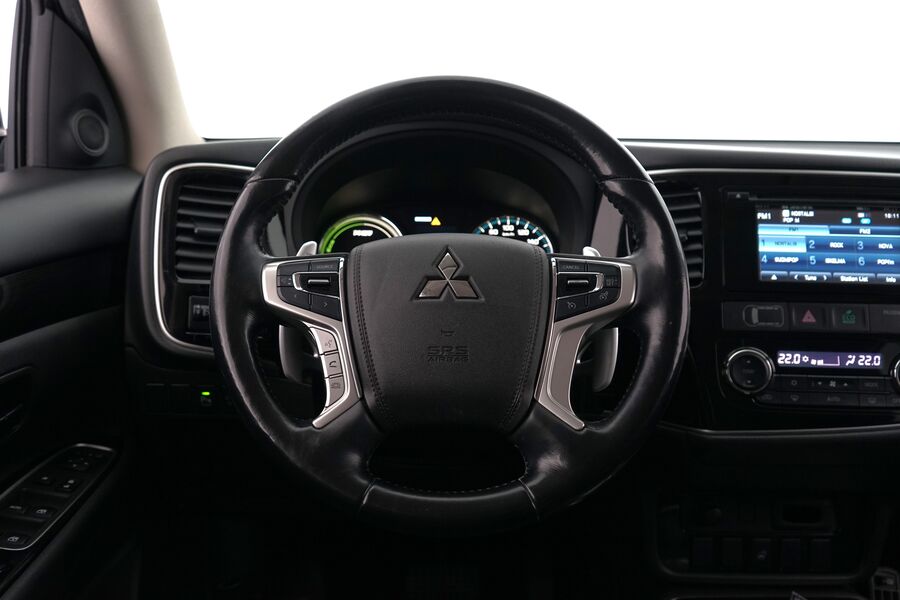 Mitsubishi Outlander PHEV vaihtoauto