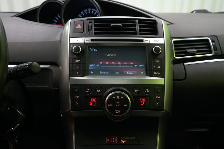 Toyota Verso vaihtoauto