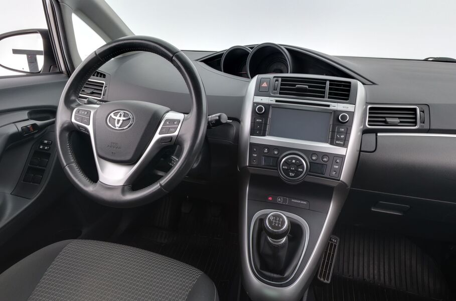 Toyota Verso vaihtoauto