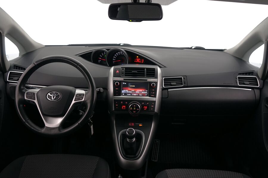 Toyota Verso vaihtoauto