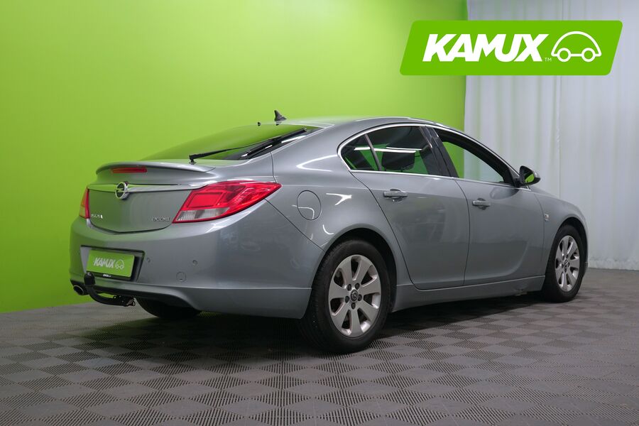 Opel Insignia vaihtoauto