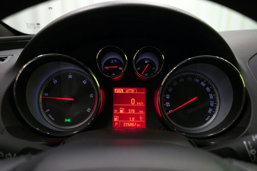 Opel Insignia vaihtoauto