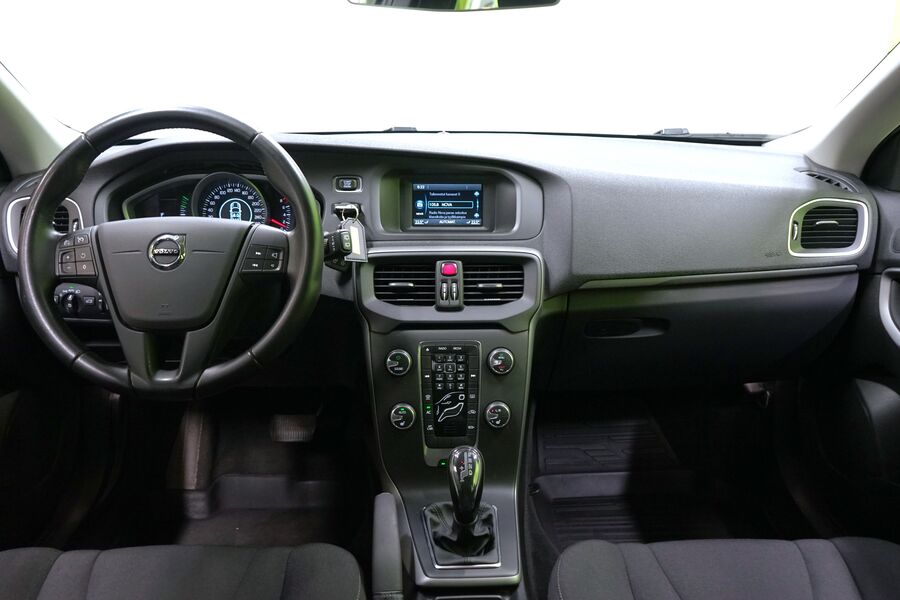 Volvo V40 vaihtoauto