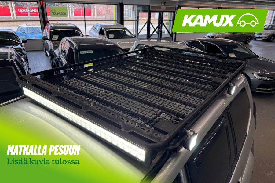 Toyota Land Cruiser vaihtoauto