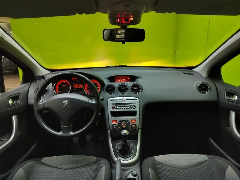 Peugeot 308 vaihtoauto