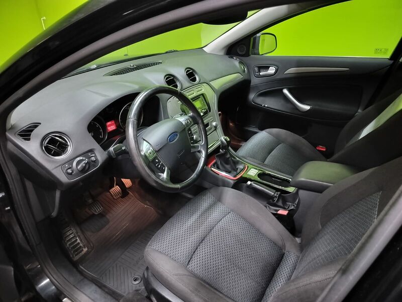 Ford Mondeo vaihtoauto