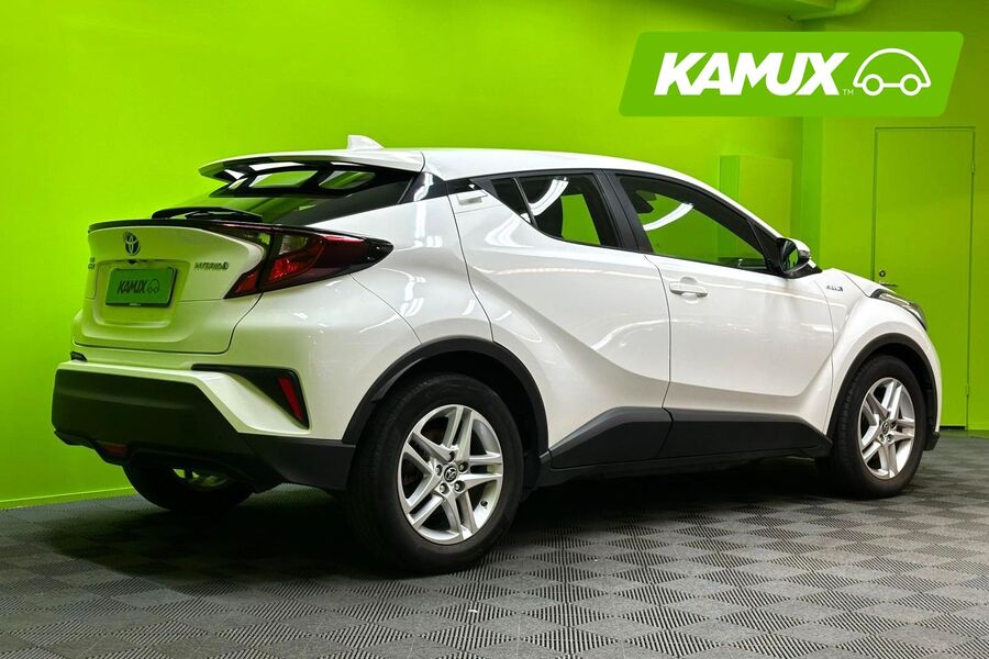 Toyota C-HR vaihtoauto