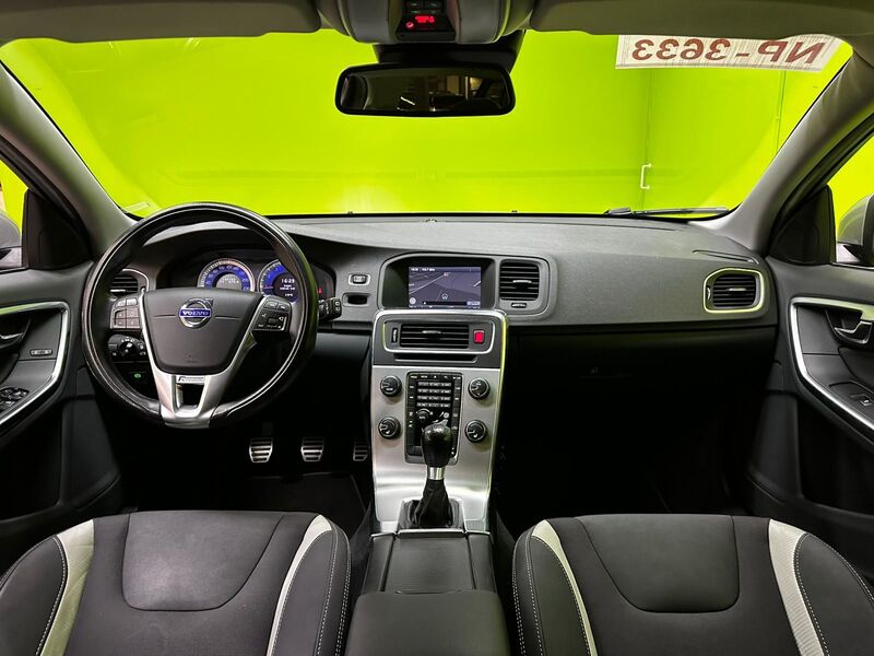 Volvo V60 vaihtoauto