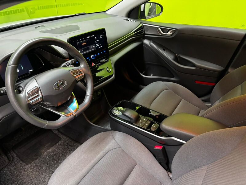 Hyundai IONIQ electric vaihtoauto