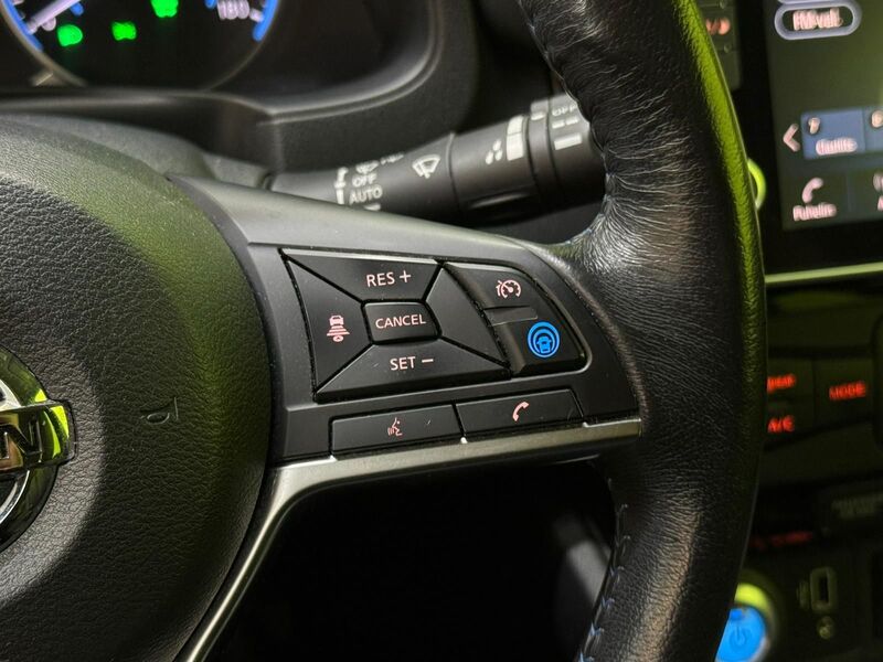 Nissan Leaf vaihtoauto