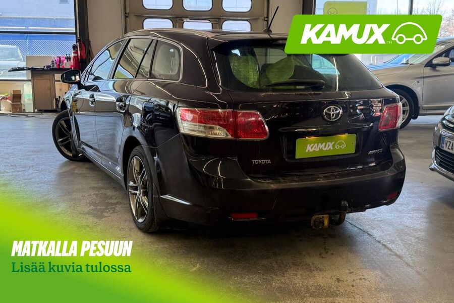 Toyota Avensis vaihtoauto